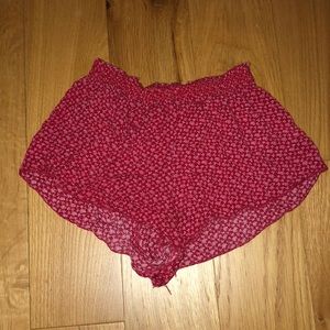 NWOT Brandy Melville Ross Shorts